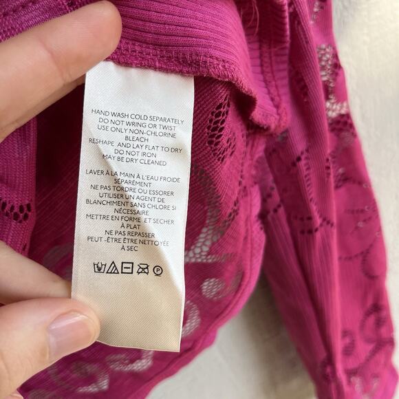 Free People NWT Wild Roses Lace Long Sleeve Top Very Berry Mauve Size M - Picture 9 of 9